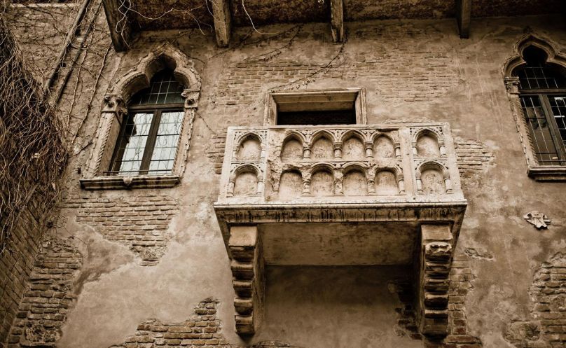 A fascinating walking tour of Verona where you'll learn the history of the city from Roman Times to